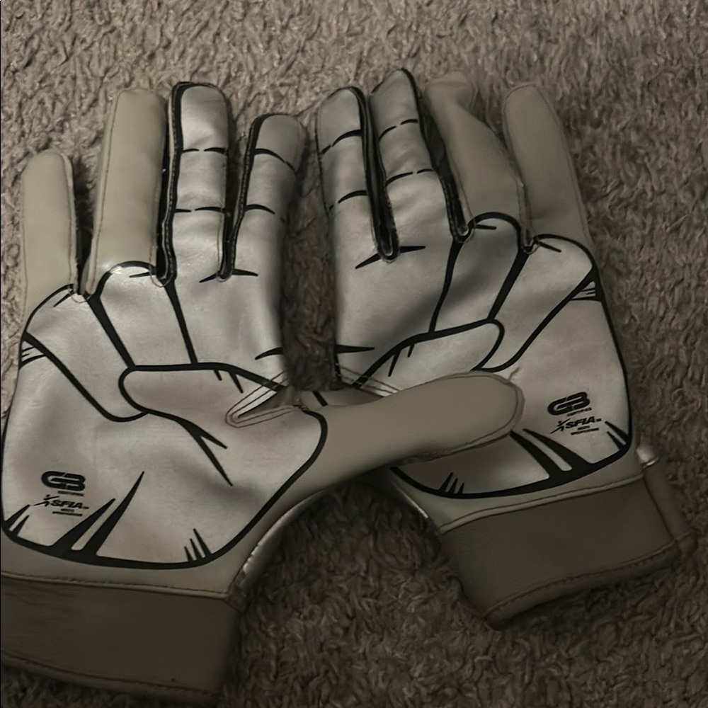 Gray and Black Sports Gloves